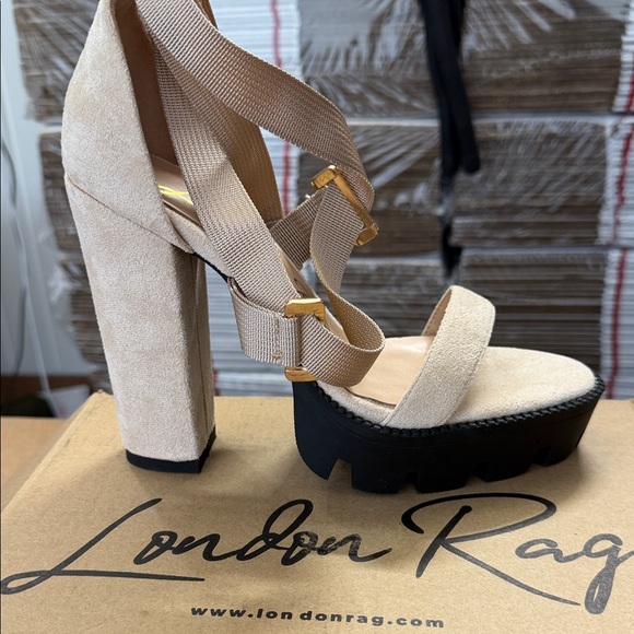 London Rag Beige Strappy Block Heels - Picture 2 of 4